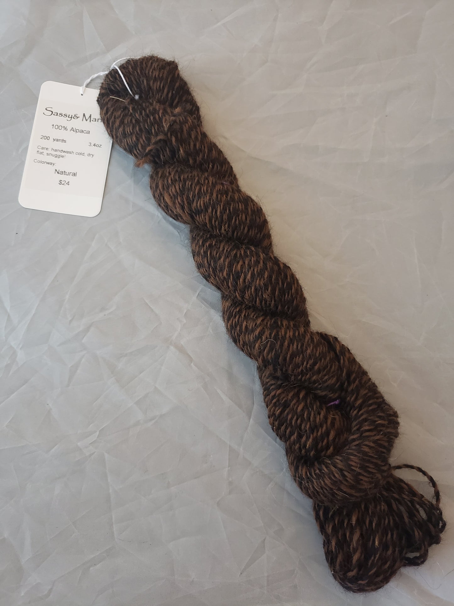 Sassy & Marie - Bicolor Natural alpaca yarn